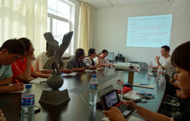 Lecture and round-table discussion led by Professor Wanglin Yan